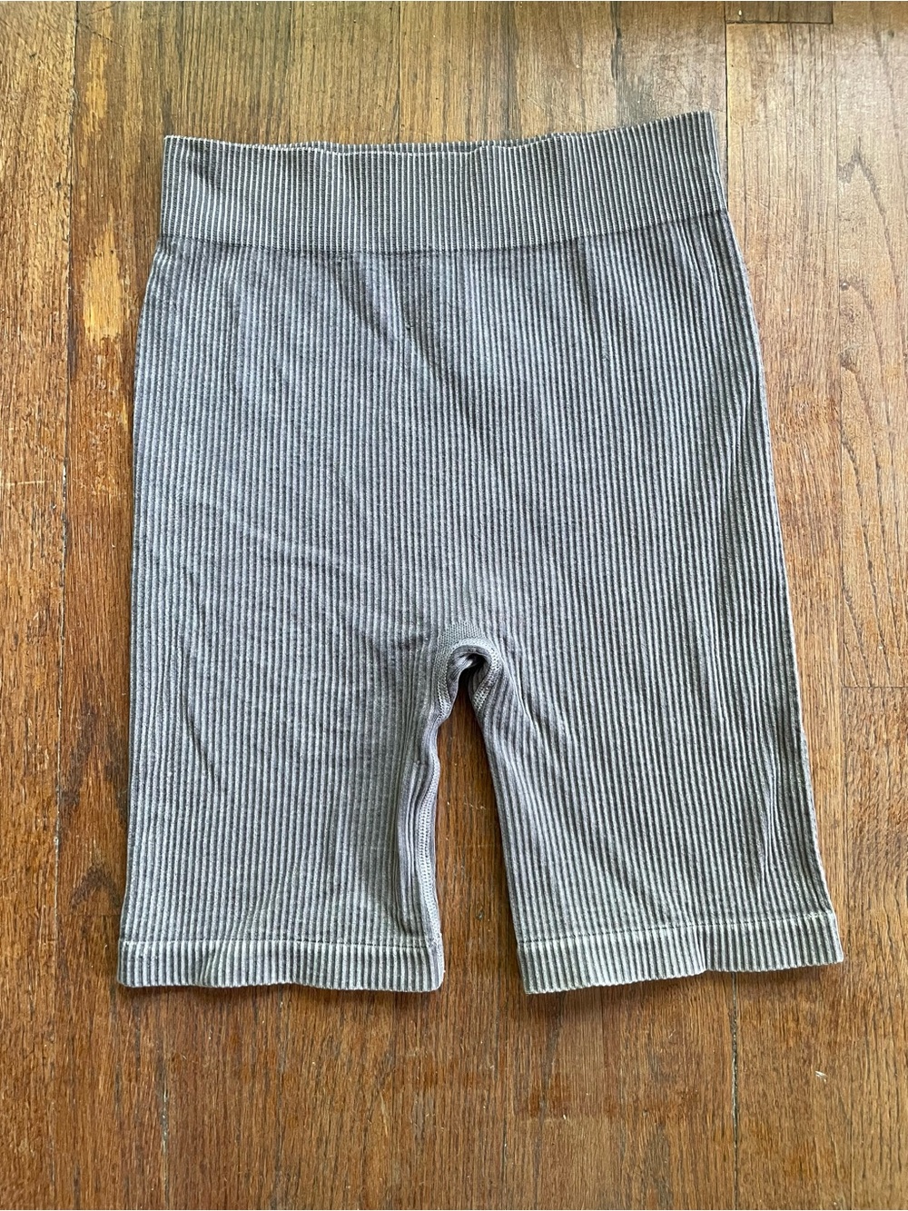 Ribbed Biker Shorts